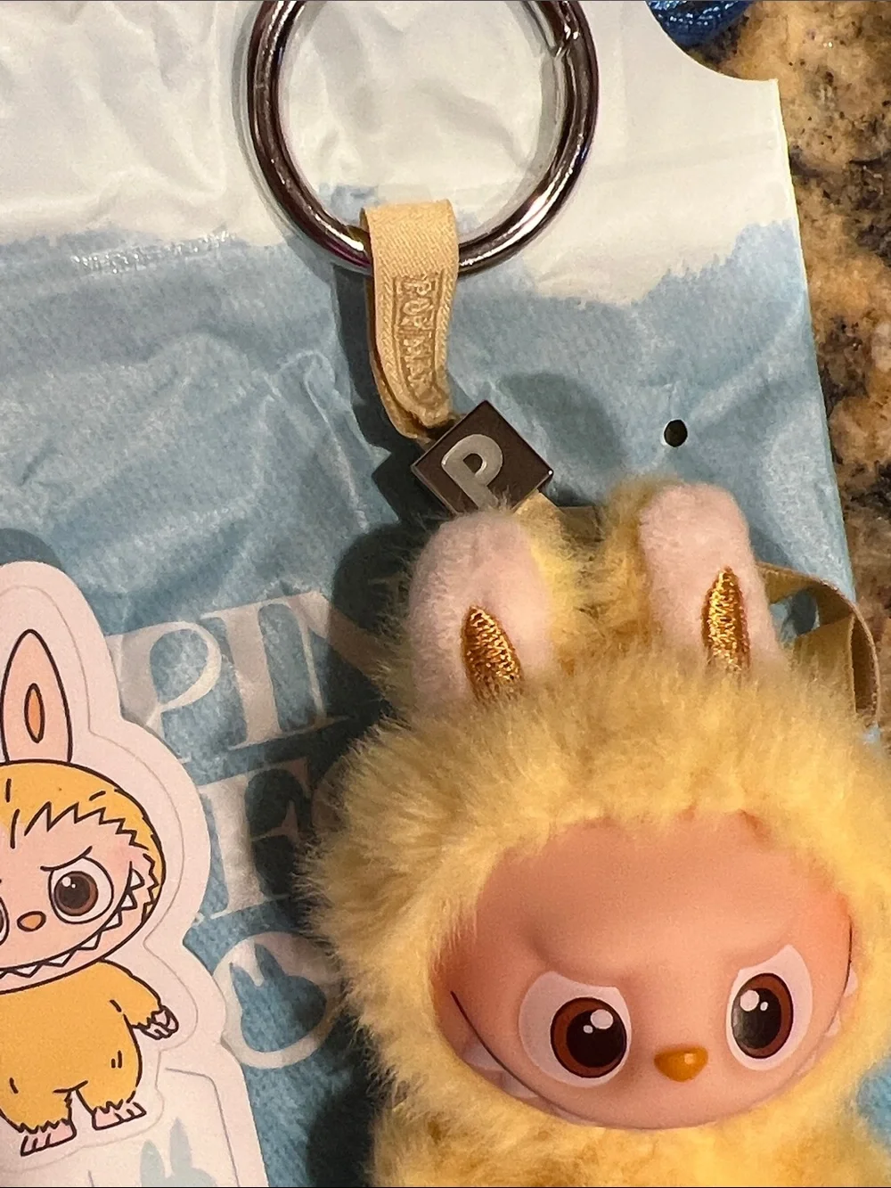 Pop Mart Pin For Love The Monsters confirmed P - Picture 3 of 3